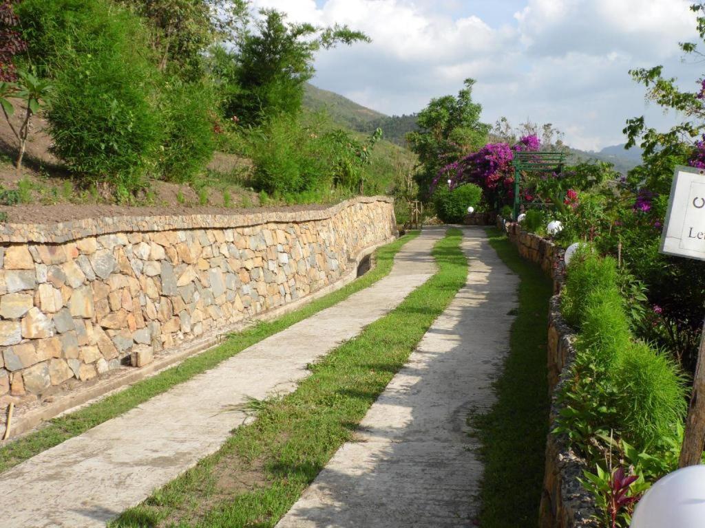 Aythaya Monte Divino Lodge Taunggyi Exterior foto